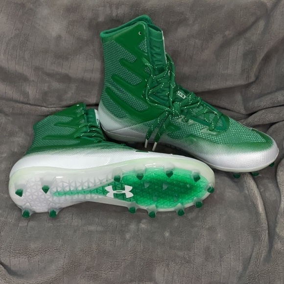 NIB Under Armour Highlight Football Cleat - Picture 2 of 6